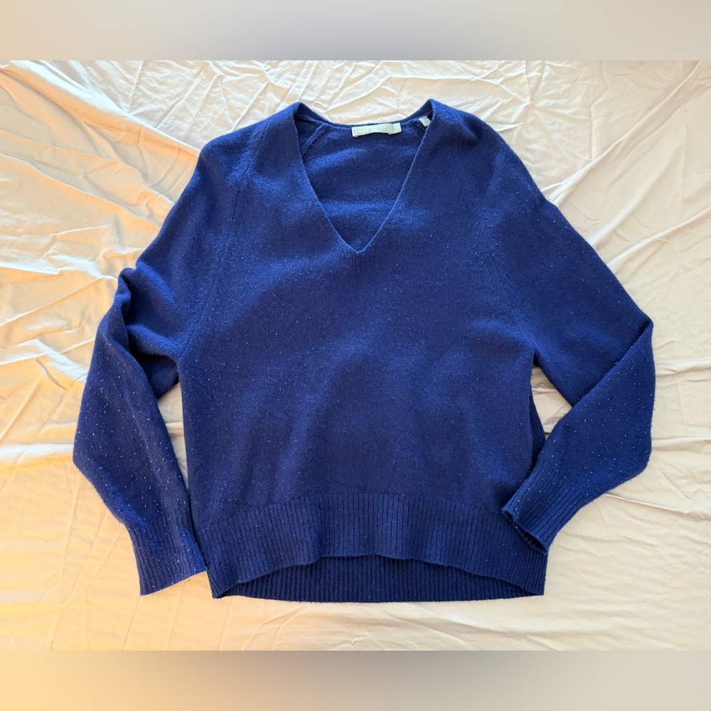 Vince V neck Cashmere Sweater Purple